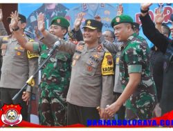 Kapolda Jateng Berangkatkan 500 Peserta Angkutan Balik Mudik Gratis Sinergitas TNI Polri di Banyumas